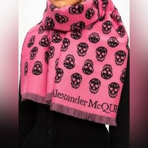 Alexander McQueen Black and Pink Skull 100% Wool Scarf